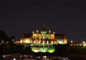 ببینید | آمریکا «آرامگاه هوگو چاوز» را بمباران کرد