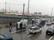 ببینید | واژگونی خودروی باری در بزرگراه متوسلیان شرقی