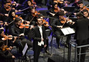 رضا فکری در نقش «سهراب» در شیراز روی صحنه می‌رود