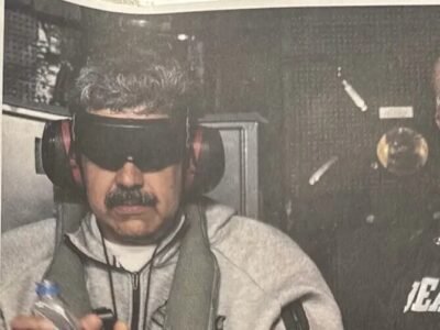 هواپیمای حامل مادورو در نیویورک به زمین نشست