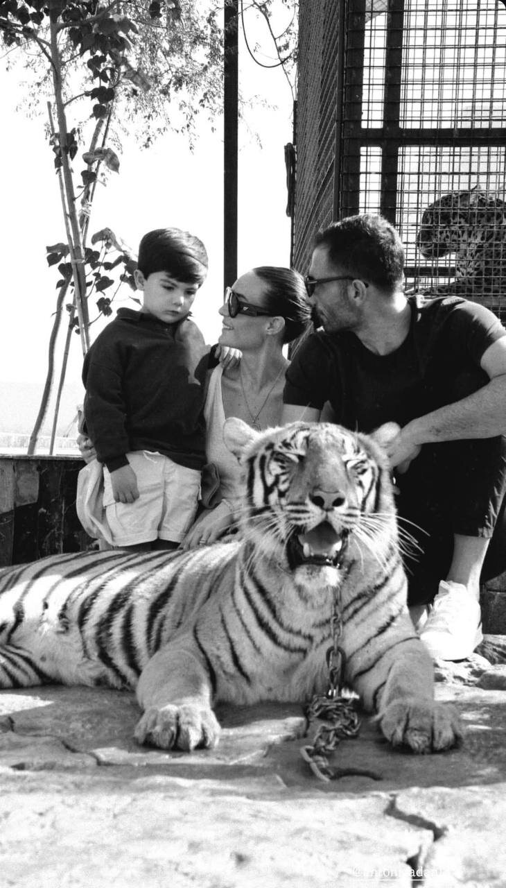 عکس | تعطیلات خانوادگی ستاره خارجی استقلال در باغ وحش