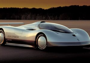 خودروی آمریکایی که بوگاتی را زیر پا گذاشت