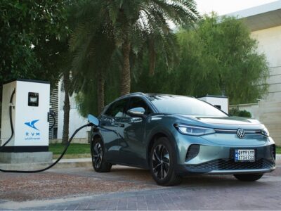 توسعه زیرساخت های شارژ خودرو های برقی در جزیره کیش تا ظرفیت ۱۶۰۰۰ خودرو