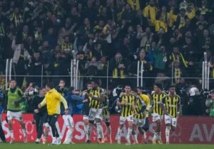 ببینید | بازداشت ۲۹ نفر در جریان یک بازی فوتبال لیگ ترکیه