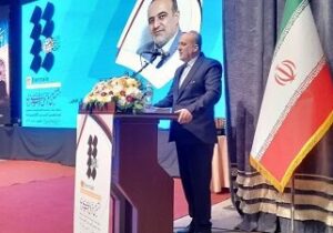 ۸۱۸هنرمند در دوسالانه خوشنویسی در قزوین گردهم آمدند