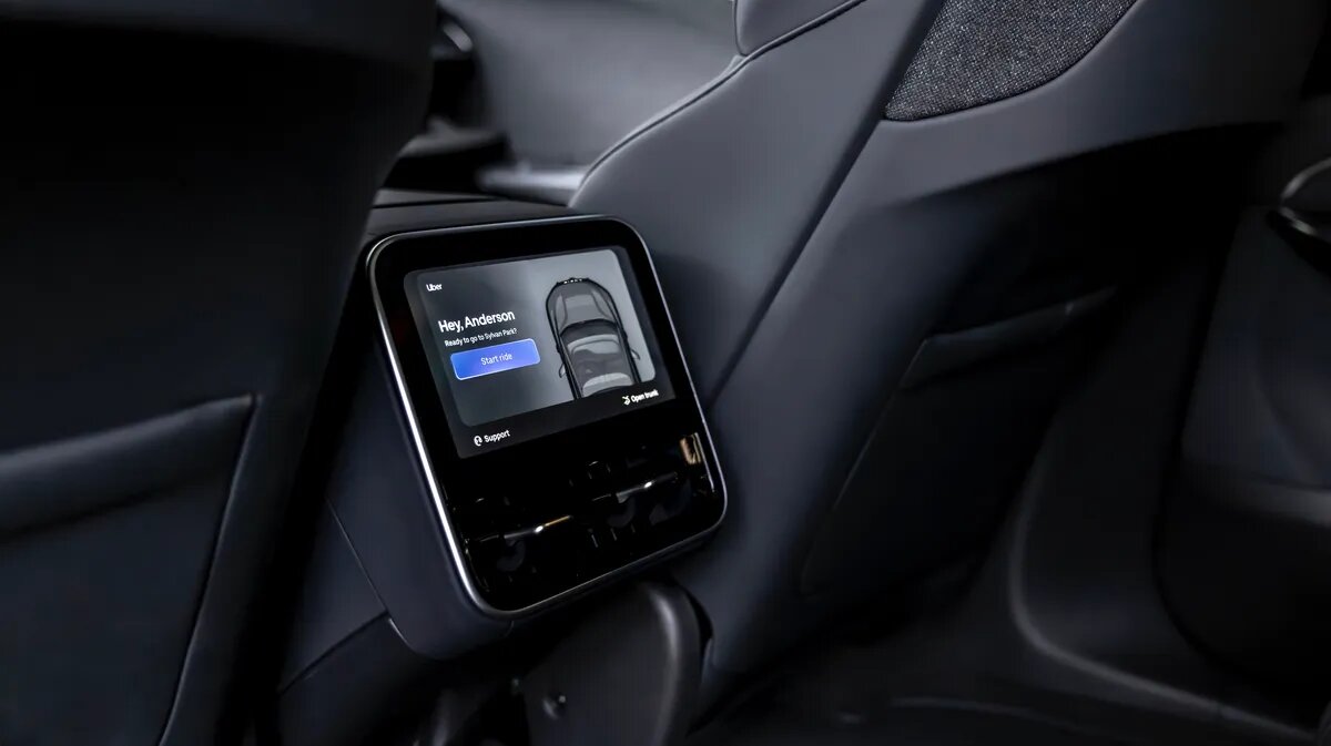 لوکس‌ترین تاکسی خودران جهان