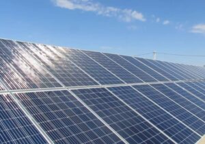 راه اندازی نخستین نیروگاه خورشیدی در یکی از مدارس بشاگرد