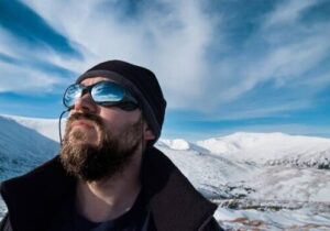 برف کوری چیست و چه علائمی دارد؟