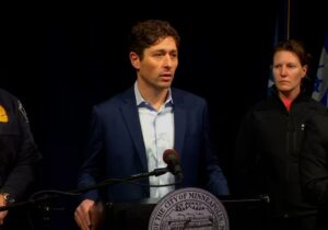 شهردار مینیاپولیس: دولت ترامپ به شهر ما حمله کرده است