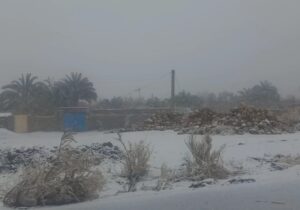 بارش برف در شش روستای شهرستان حاجی آباد
