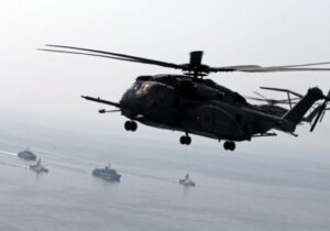 رزمایش ارتش آمریکا در خاورمیانه/ اعزام هواپیمای سوخترسان بوئینگ نیروی هوایی آمریکا از آلمان به کویت و قطر/ کشورهای حاشیه خلیج فارس هم حضور دارند