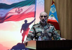 قدردانی فرمانده نیروی زمینی ارتش از همسران جانبازان/ دستورات لازم برای حمایت از چاپ خاطرات جانبازان و پیشکسوتان دوران دفاع مقدس داده شده است