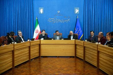 وزیر ارتباطات: قطعی اینترنت، روزانه ۵ هزار میلیارد تومان خسارت به اقتصاد کشور وارد کرده