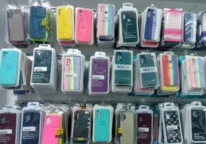 کشف لوازم جانبی موبایل قاچاق به ارزش ۸۰ میلیارد ریال