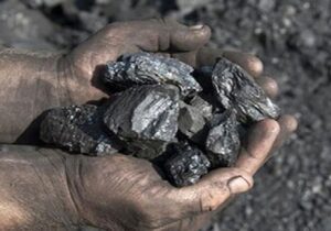 ۳۰ تن سنگ کرومیت قاچاق در توقیف پلیس هرمزگان