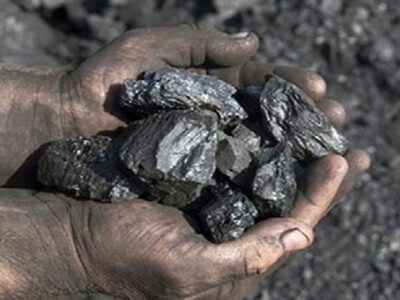 ۳۰ تن سنگ کرومیت قاچاق در توقیف پلیس هرمزگان