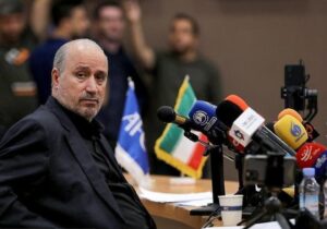 تاج: تیم ملی ۲ بازی‌ تدارکاتی در فروردین خواهد داشت/ حذف ایران از جام جهانی خیال‌بافی است