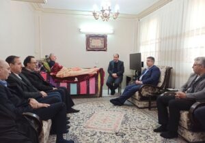 نماینده مردم اراک: با اقتدار در برابر زورگویان می‌ایستیم