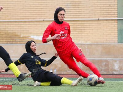 دیدار تیم‌های فوتسال دختران سپاهان – تراکتور