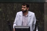 عضو هیأت‌رئیسه کمیسیون امنیت ملی: یک چشم همه ما به میز مذاکره و چشم دیگرمان به ماشه موشک‌ها است