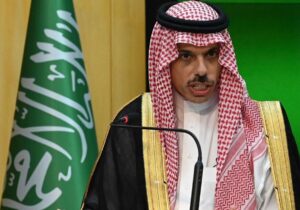 وزیر خارجه عربستان: امیدواریم مسائل ایران و آمریکا از طریق دیپلماسی حل و فصل شود