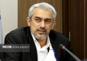 وزیر اقتصاد وارد عربستان شد