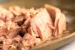 متخصصان تغذیه ماهی تُن را چگونه مصرف می‌کنند؟