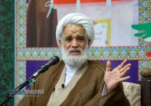 امام جمعه موقت اهواز: به مذاکرات دل‌خوش نیستیم/ اگر آمریکا دچار محاسبات غلط شود، پاسخ کوبنده‌ای دریافت خواهد کرد