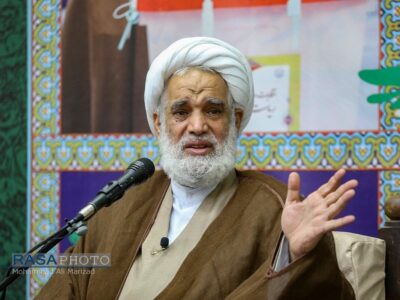 امام جمعه موقت اهواز: به مذاکرات دل‌خوش نیستیم/ اگر آمریکا دچار محاسبات غلط شود، پاسخ کوبنده‌ای دریافت خواهد کرد