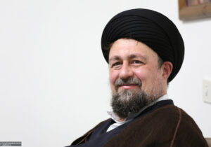 سید حسن خمینی: بسیاری از جمهوری اسلامی منتفع شده‌اند، اما در روز مبادا پای اصل جمهوری اسلامی نایستادند/ در شورش‌ها کسی ایثار نمی‌کند، غارت می‌کنند