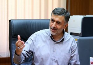 اظهار نظر فعال سیاسی اصولگرا در تضاد با سخنان رئیس ستاد کل نیروهای مسلح