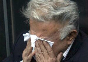 خاطرات هاشمی:  نامه سرگشاده مهندس سحابی و تظلم از دست بازجوها مورد توجه محافل سیاسی است