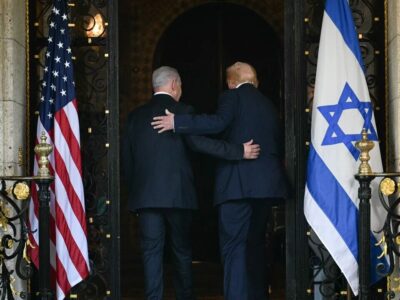 پشت پرده فشارها بر دونالد ترامپ برای آغاز درگیری نظامی با ایران