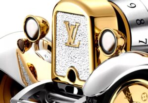 ساعتی که روی میز پارک می‌شود و از لامبورگینی گران‌تر است