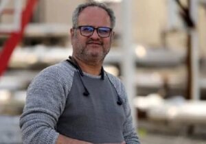 سیاستگذاری‌های غلط شبکه دو را منزوی کرده است/ سریالی درباره شیرازی‌ها