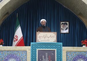 امام جمعه همدان: ورود به مذاکره درباره توان دفاعی کشور خط قرمز امنیت ملی است/ تجربه‌های تاریخی نشان داده که خلع سلاح، زمینه‌ساز تجاوز دشمنان بوده است