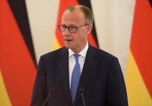 گزافه‌گویی مجدد صدر اعظم آلمان علیه ایران: ایران برنامه هسته‌ای‌اش را متوقف کند / نگرانی‌ها نسبت به ایران بسیار بسیار شدید است